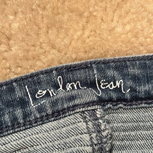 Victoria's Secret London Jean unique pleated blue jeans Size 6 - Picture 6 of 9